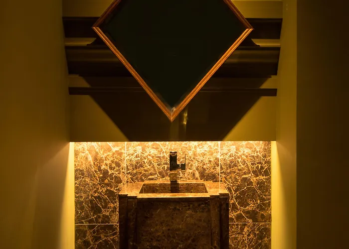 Chillax Heritage Khaosan Hotel