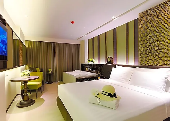 Chillax Heritage Khaosan Hotel 4*