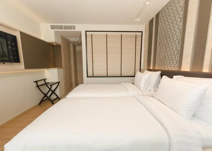 Hotel Chillax Heritage Khaosan 4*